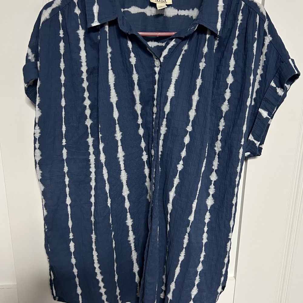 a.n.a Women’s Button Down Shirt